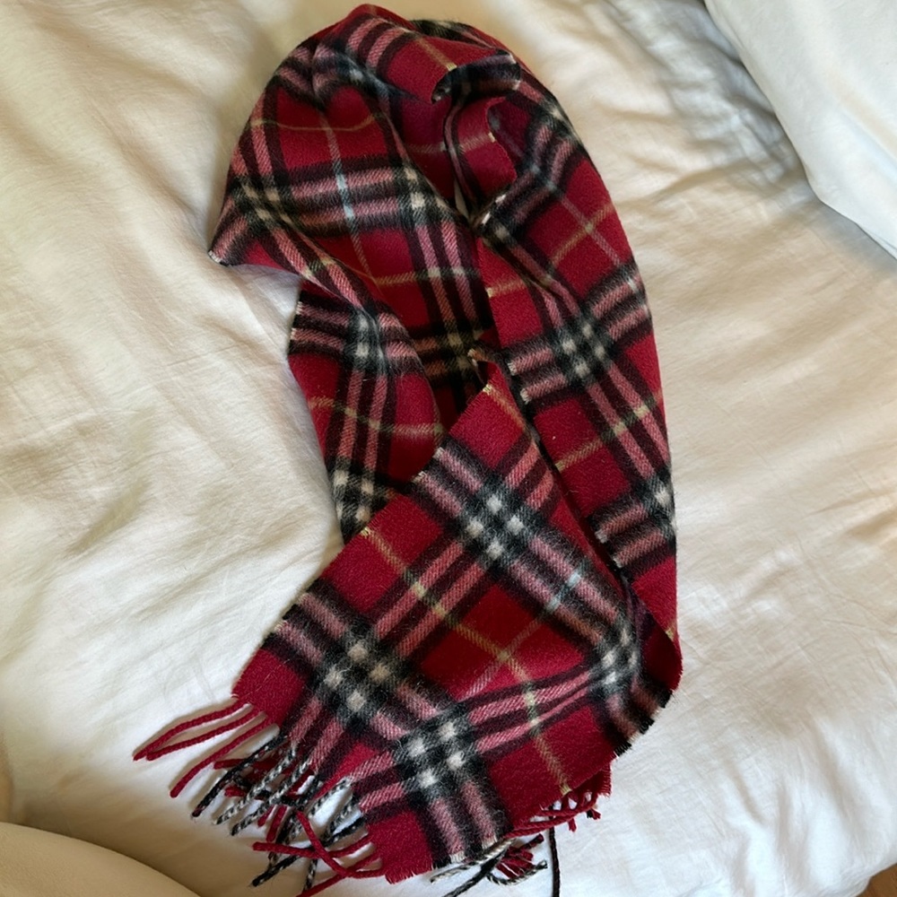 Burberry 100%Cashmere Scarf